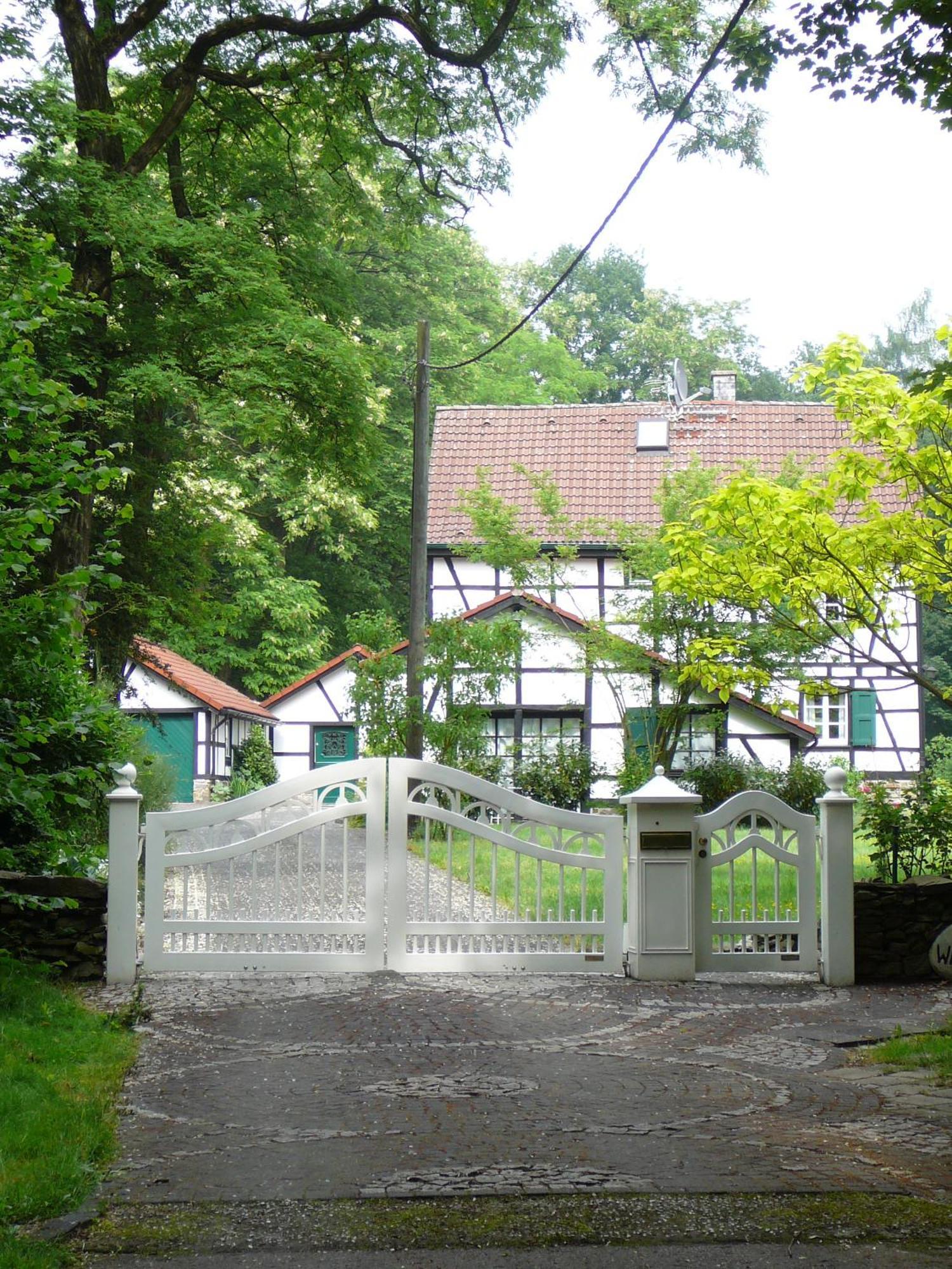 Gaestehaus Wahnenmuehle Erkrath Esterno foto