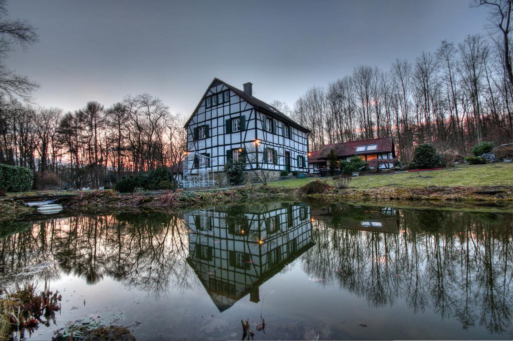 Gaestehaus Wahnenmuehle Erkrath Esterno foto
